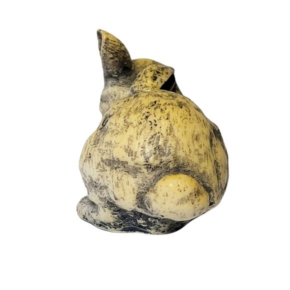 Vintage Creco Yellow Brown Resin Bunny Rabbit Figurine - Picture 4 of 7